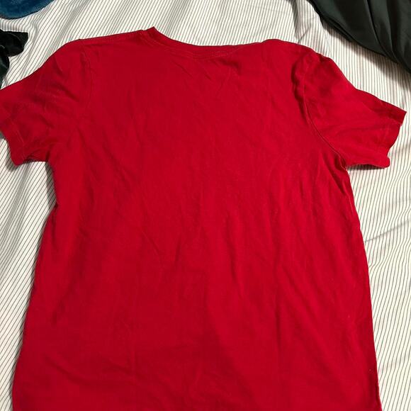 Red the north face t shirt - Picture 2 of 3